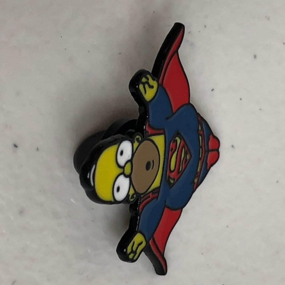 Homer Simpson The Simpsons Superman Pin Lapel TV - Picture 3 of 7